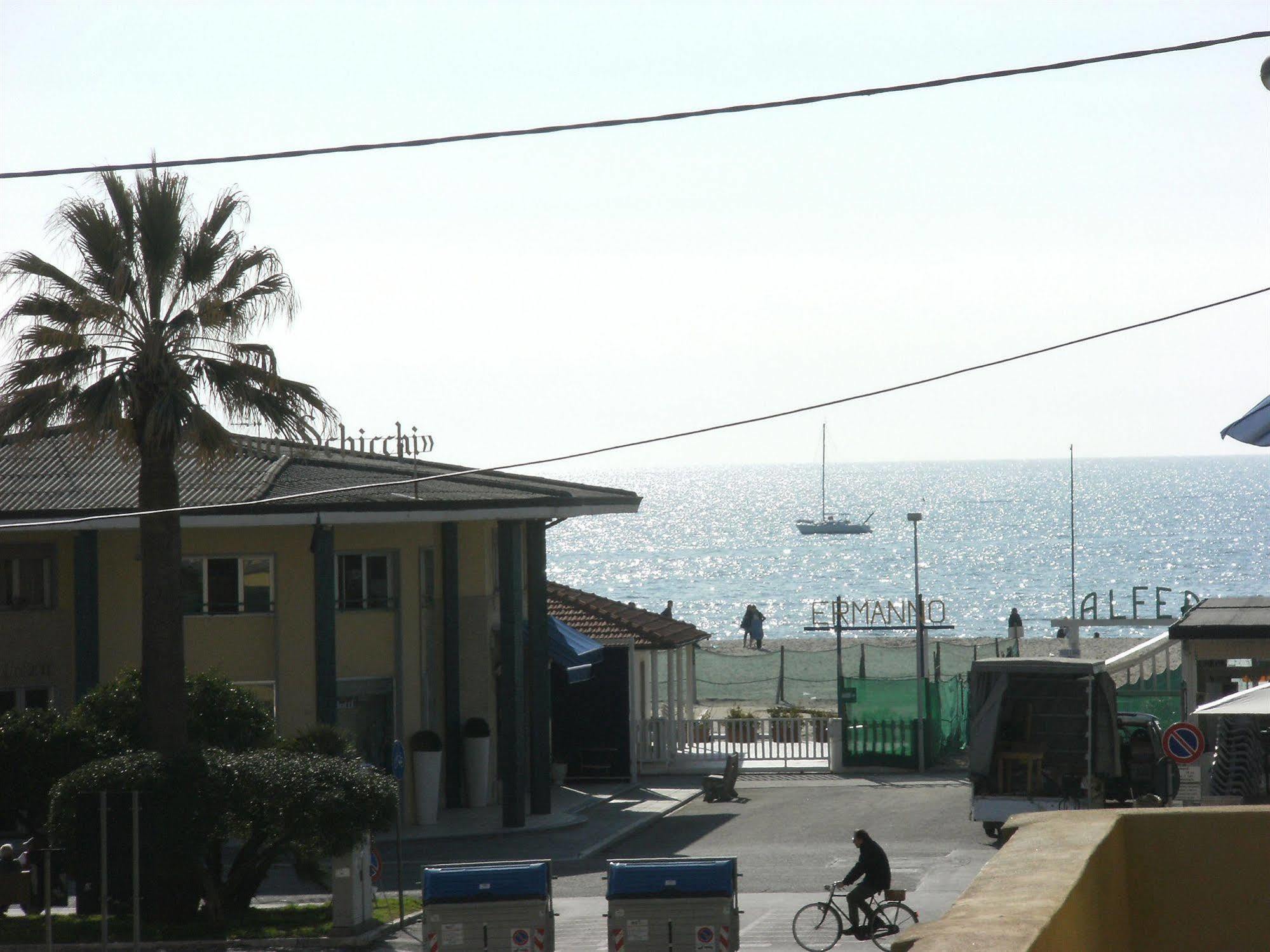 Hotel Ely Viareggio Eksteriør bilde